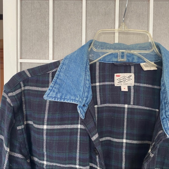 Levi’s Fresh Leaves flannel - Picture 4 of 5